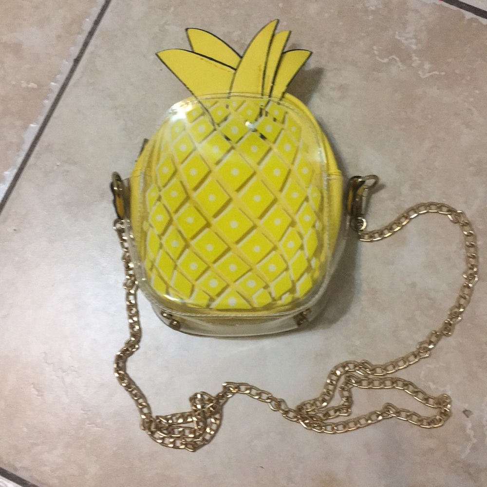 Pineapple purse !